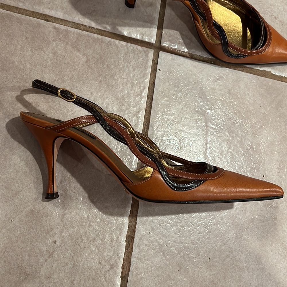 Dolce & Gabbana pumps size 38